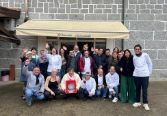 Empresários António Costa e Fátima Costa oferecem almoço à equipa da Ri Sol