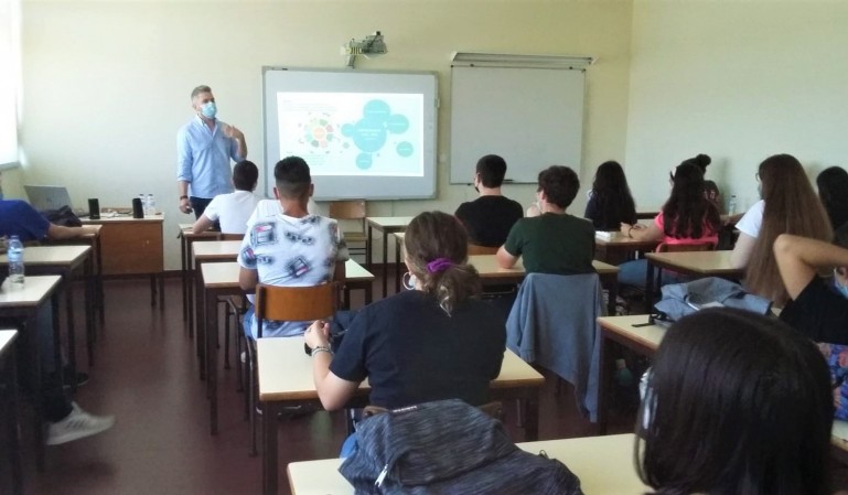 CRI da Cercimarante realiza ação de sensibilização no Externato de Vila Meã